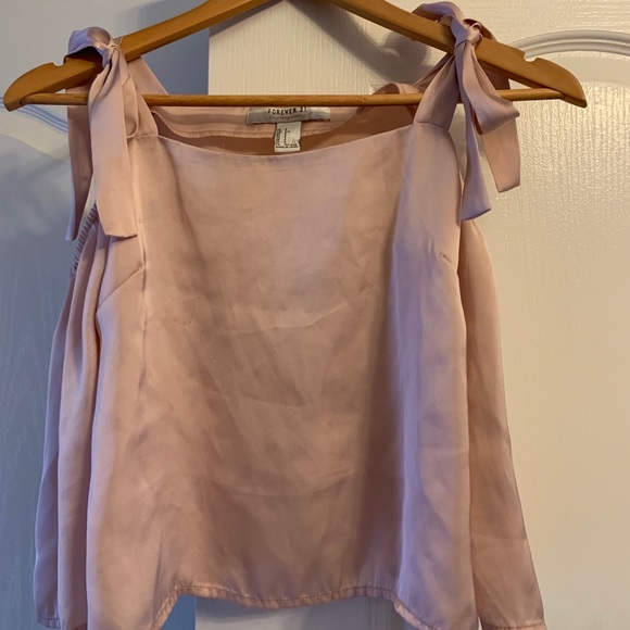 Forever 21 satin sleeveless blouse. Size Sm - Picture 3 of 3